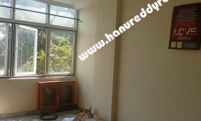 3 BHK Flat for Sale in Siripuram